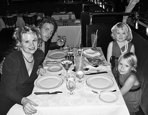 Иллюстрация к книге — Французские дети не капризничают. Уникальный опыт парижского воспитания [_310.jpg]