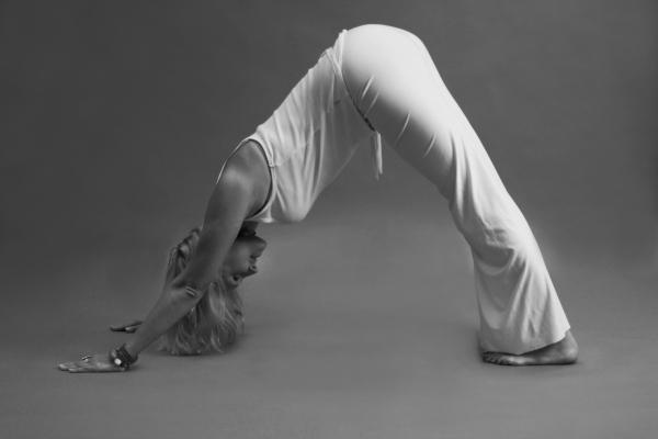 Иллюстрация к книге — Йога для стройности, здоровья и красоты [_06.jpg]