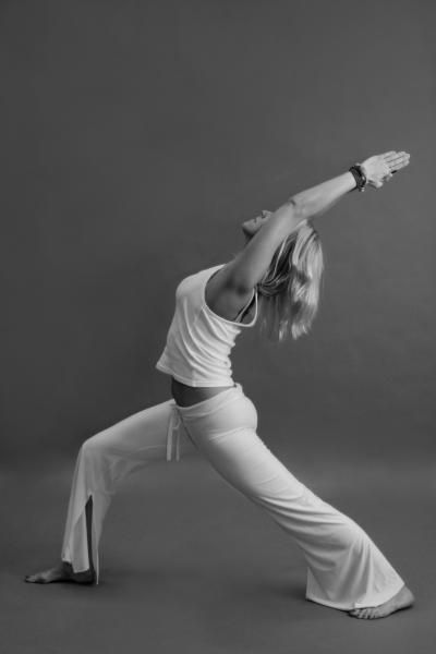 Иллюстрация к книге — Йога для стройности, здоровья и красоты [_09.jpg]