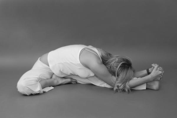 Иллюстрация к книге — Йога для стройности, здоровья и красоты [_116.jpg]