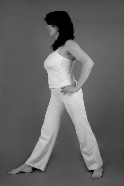 Иллюстрация к книге — Йога для стройности, здоровья и красоты [_17.jpg]