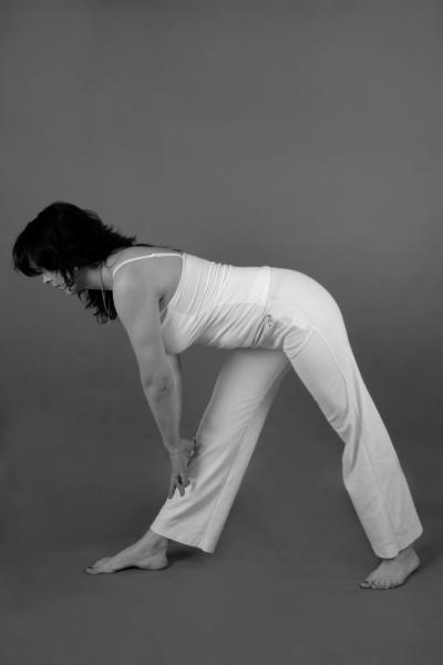 Иллюстрация к книге — Йога для стройности, здоровья и красоты [_18.jpg]