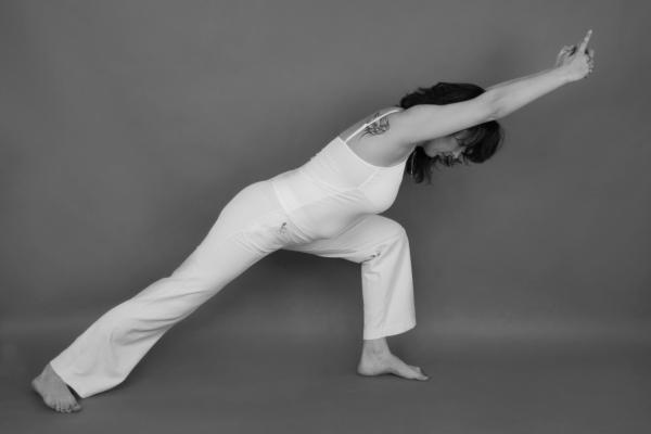 Иллюстрация к книге — Йога для стройности, здоровья и красоты [_40.jpg]