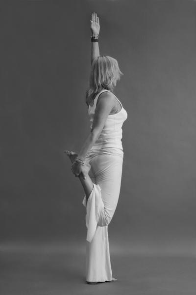 Иллюстрация к книге — Йога для стройности, здоровья и красоты [_44.jpg]