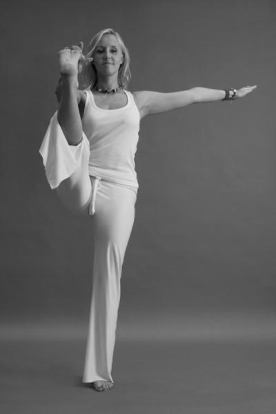 Иллюстрация к книге — Йога для стройности, здоровья и красоты [_47.jpg]