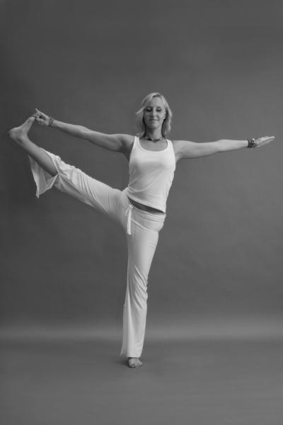 Иллюстрация к книге — Йога для стройности, здоровья и красоты [_48.jpg]