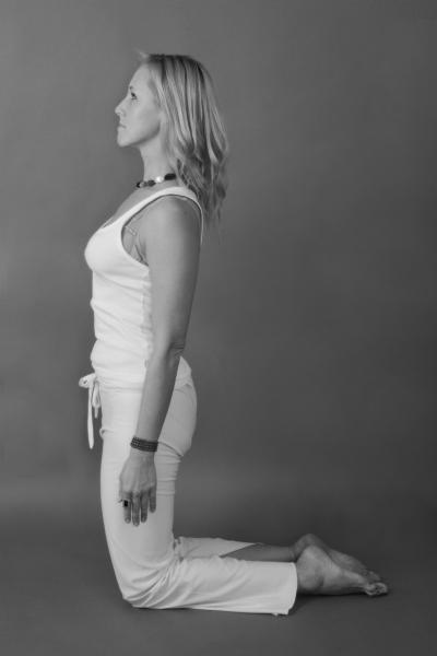 Иллюстрация к книге — Йога для стройности, здоровья и красоты [_79.jpg]