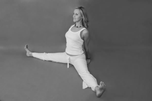 Иллюстрация к книге — Йога для стройности, здоровья и красоты [_97.jpg]