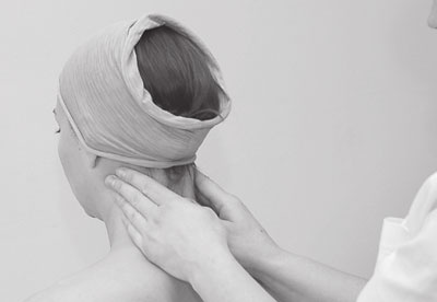 Иллюстрация к книге — Атлас. Практический массаж [i_067.jpg]