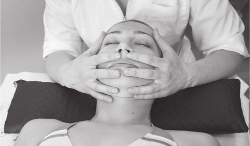 Иллюстрация к книге — Атлас. Практический массаж [i_072.jpg]