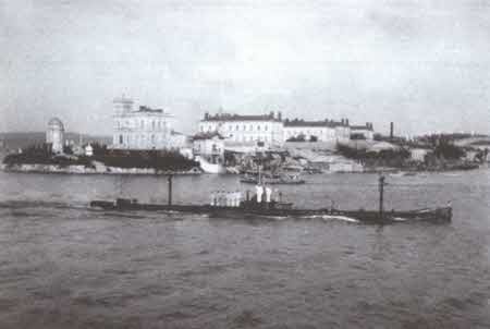 Иллюстрация к книге — Тайны "Императрицы Марии" [i_009.jpg]