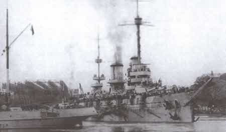 Иллюстрация к книге — Тайны "Императрицы Марии" [i_013.jpg]