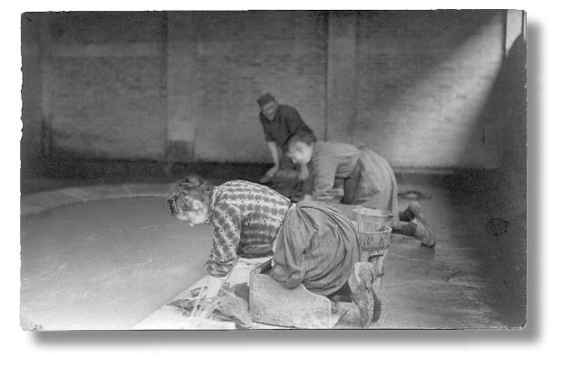 Иллюстрация к книге — Библиотека душ. Нет выхода из дома странных детей [i_011.jpg]