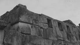 Иллюстрация к книге — Опрокинутый мир. Тайны прошлого – загадки грядущего. Что скрывают архивы Спецотдела НКВД, Аненербе и Верховного командования Вермахта [i_007.jpg]