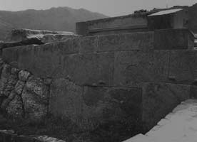 Иллюстрация к книге — Опрокинутый мир. Тайны прошлого – загадки грядущего. Что скрывают архивы Спецотдела НКВД, Аненербе и Верховного командования Вермахта [i_033.jpg]