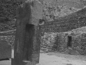 Иллюстрация к книге — Опрокинутый мир. Тайны прошлого – загадки грядущего. Что скрывают архивы Спецотдела НКВД, Аненербе и Верховного командования Вермахта [i_034.jpg]