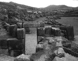 Иллюстрация к книге — Опрокинутый мир. Тайны прошлого – загадки грядущего. Что скрывают архивы Спецотдела НКВД, Аненербе и Верховного командования Вермахта [i_040.jpg]