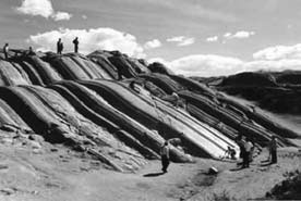 Иллюстрация к книге — Опрокинутый мир. Тайны прошлого – загадки грядущего. Что скрывают архивы Спецотдела НКВД, Аненербе и Верховного командования Вермахта [i_044.jpg]