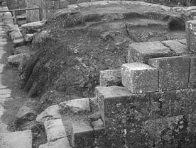 Иллюстрация к книге — Опрокинутый мир. Тайны прошлого – загадки грядущего. Что скрывают архивы Спецотдела НКВД, Аненербе и Верховного командования Вермахта [i_056.jpg]