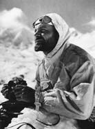 Иллюстрация к книге — Опрокинутый мир. Тайны прошлого – загадки грядущего. Что скрывают архивы Спецотдела НКВД, Аненербе и Верховного командования Вермахта [i_131.jpg]