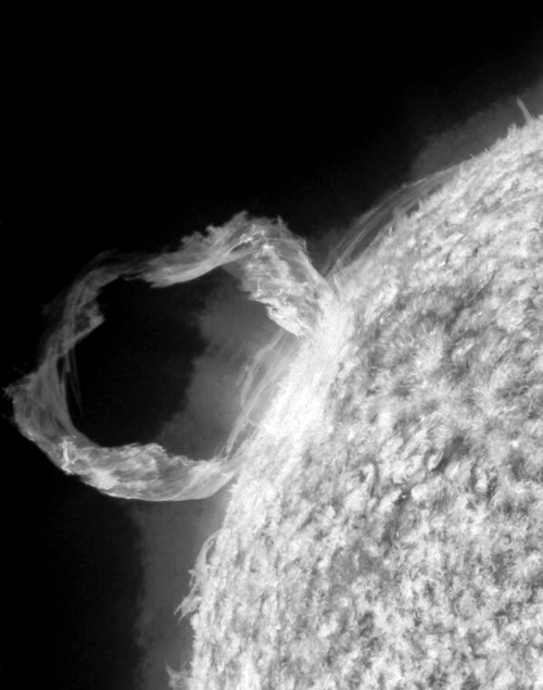 Иллюстрация к книге — Солнце, Луна, Марс [i_002.jpg]