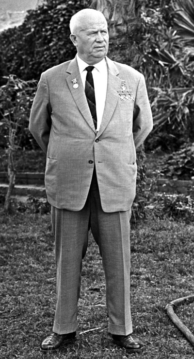 Иллюстрация к книге — Солнце, Луна, Марс [i_042.jpg]