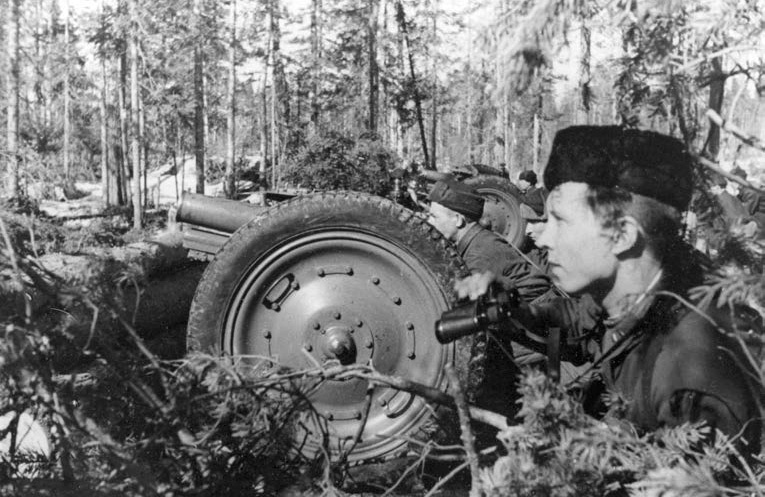 Иллюстрация к книге — Мы дрались против «Тигров». «Главное – выбить у них танки!» [i_024.jpg]