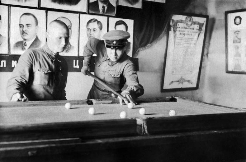 Иллюстрация к книге — Мы дрались против «Тигров». «Главное – выбить у них танки!» [i_030.jpg]