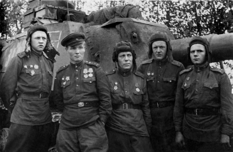 Иллюстрация к книге — Мы дрались против «Тигров». «Главное – выбить у них танки!» [i_039.jpg]