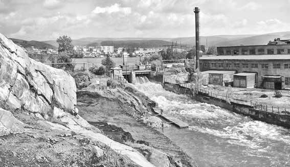 Иллюстрация к книге — Вилы [i_083.jpg]