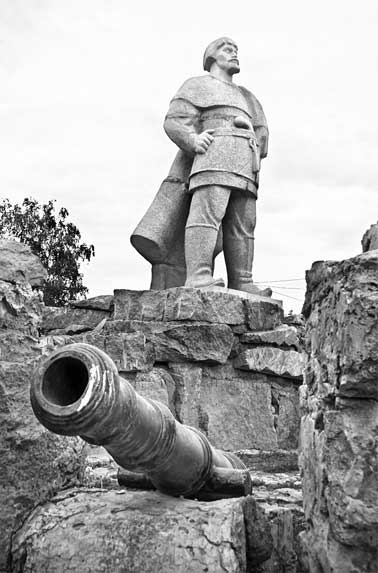 Иллюстрация к книге — Вилы [i_181.jpg]