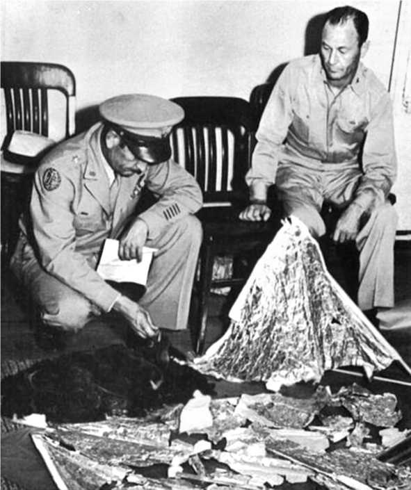 Иллюстрация к книге — Тайная война в космосе. Секретные технологии аномальных явлений [i_017.jpg]