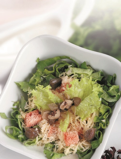 Иллюстрация к книге — 365 салатов на каждый день [i_056.jpg]