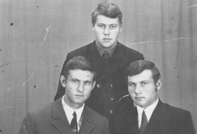 Иллюстрация к книге — «Государство – это мы! Род Лузиковых» [i_042.jpg]