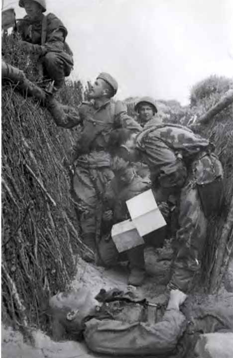 Иллюстрация к книге — Советская военная разведка. Как работала самая могущественная и самая закрытая разведывательная организация ХХ века [i_033.jpg]