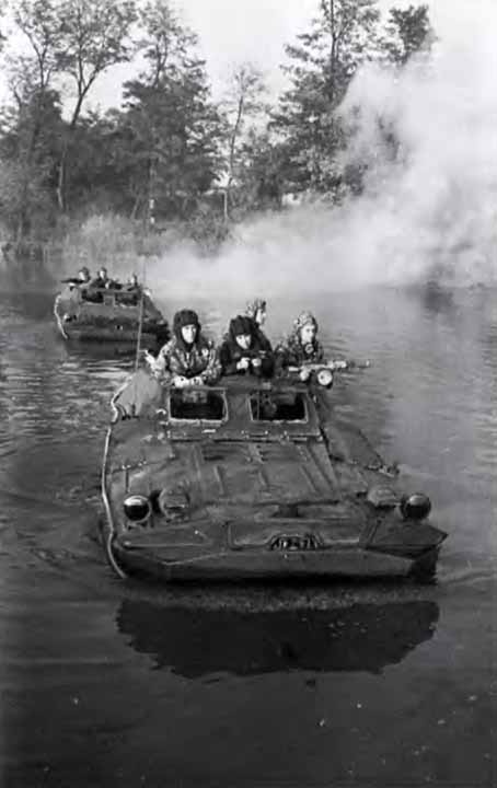 Иллюстрация к книге — Советская военная разведка. Как работала самая могущественная и самая закрытая разведывательная организация ХХ века [i_054.jpg]