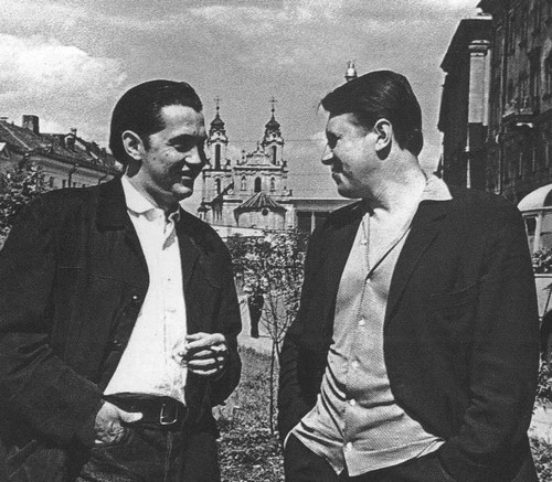 Иллюстрация к книге — Таинственная страсть. Роман о шестидесятниках [i_012.jpg]