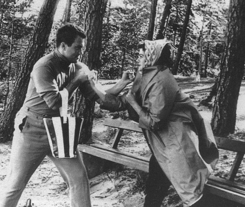 Иллюстрация к книге — Таинственная страсть. Роман о шестидесятниках [i_019.jpg]