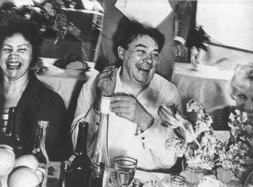 Иллюстрация к книге — Таинственная страсть. Роман о шестидесятниках [i_050.jpg]