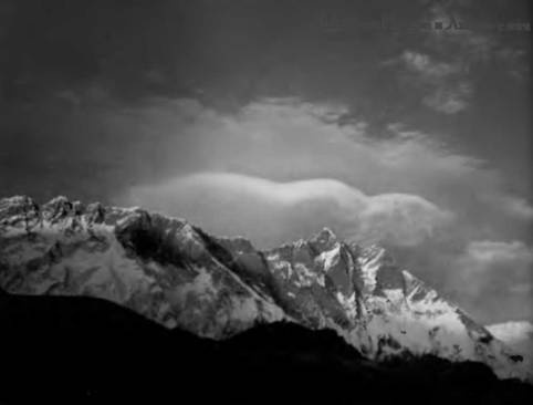 Иллюстрация к книге — Лхоцзе. Южная стена [pic_52.jpg]