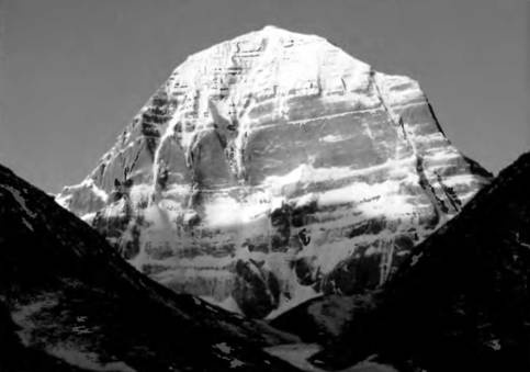 Иллюстрация к книге — Лхоцзе. Южная стена [pic_65.jpg]