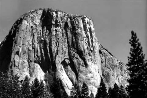 Иллюстрация к книге — Лхоцзе. Южная стена [pic_86.jpg]