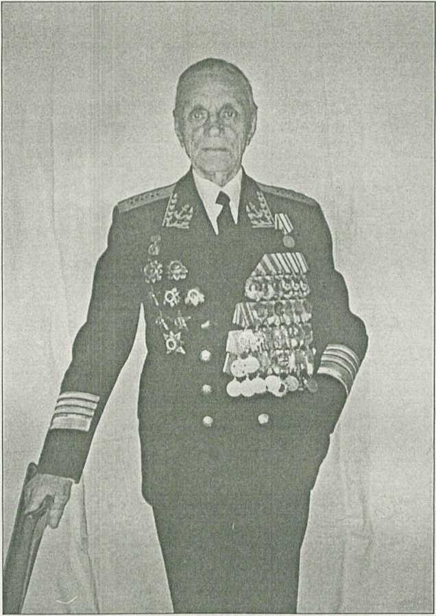 Иллюстрация к книге — Украденная субмарина. К-129 [image54.jpg]