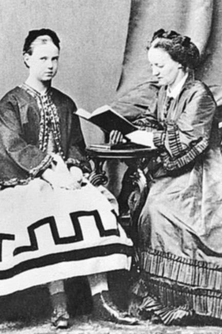 Иллюстрация к книге — Восхитительные женщины. Неподвластные времени [i_060.jpg]