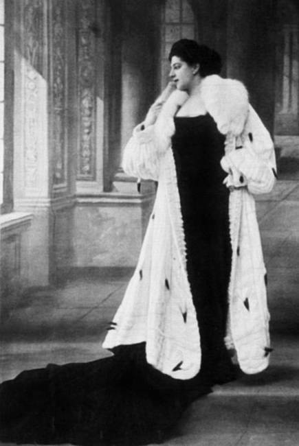 Иллюстрация к книге — Восхитительные женщины. Неподвластные времени [i_182.jpg]