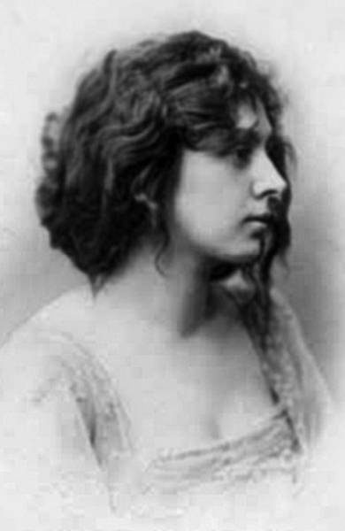 Иллюстрация к книге — Восхитительные женщины. Неподвластные времени [i_202.jpg]