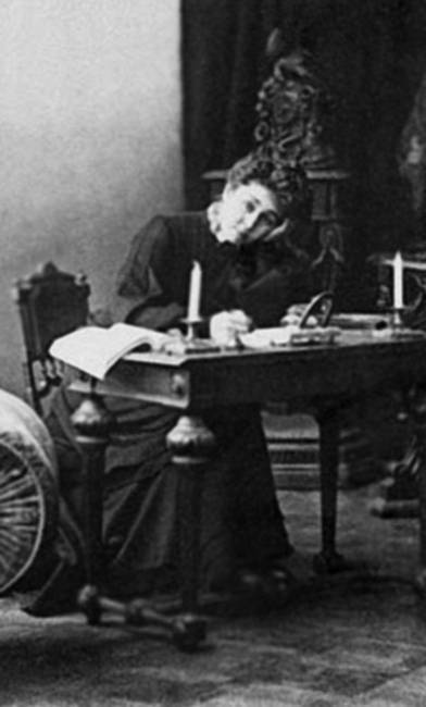 Иллюстрация к книге — Восхитительные женщины. Неподвластные времени [i_204.jpg]