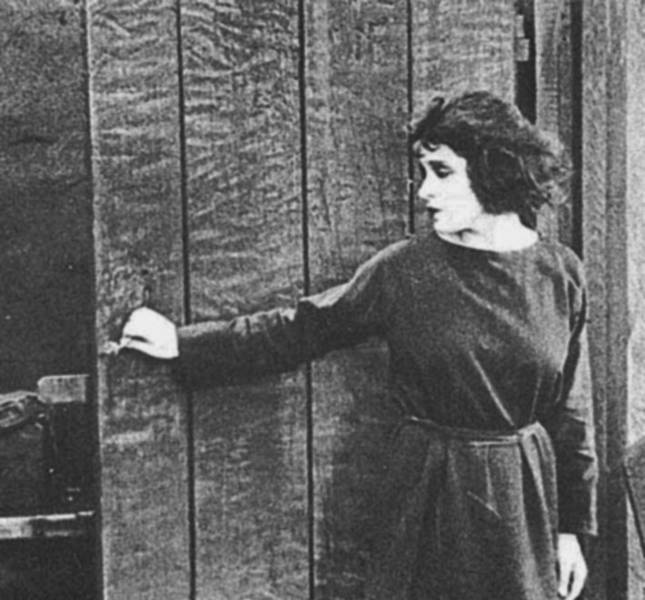 Иллюстрация к книге — Восхитительные женщины. Неподвластные времени [i_214.jpg]