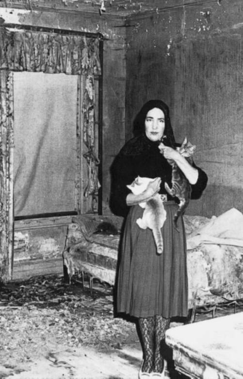 Иллюстрация к книге — Восхитительные женщины. Неподвластные времени [i_242.jpg]