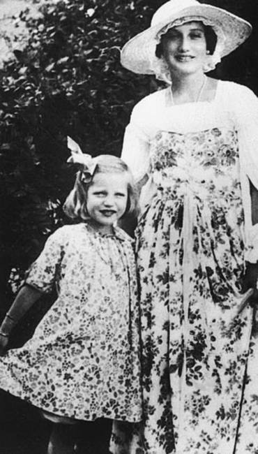 Иллюстрация к книге — Восхитительные женщины. Неподвластные времени [i_247.jpg]